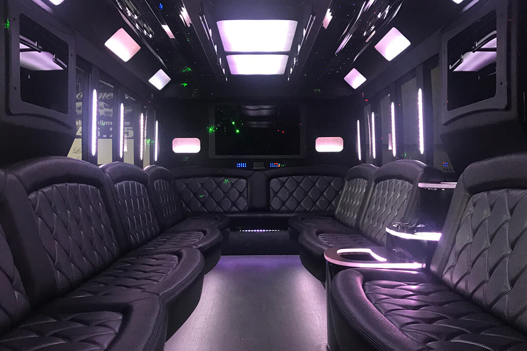 40 Passenger Coach Party Bus